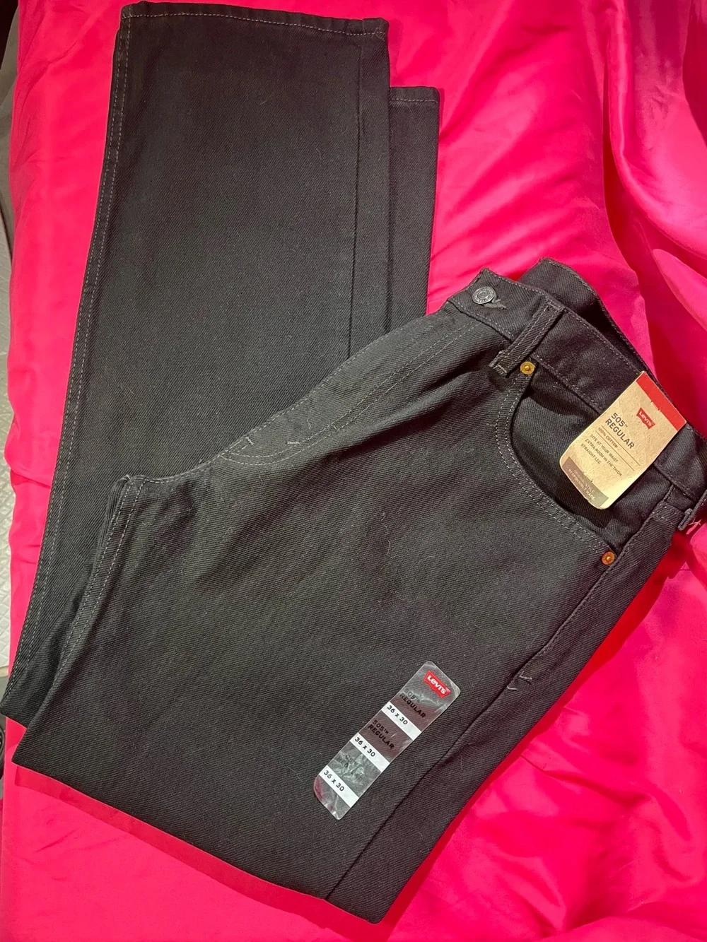 NWT! Men’s size 36x30 Levi's 505 Black Regular Straight Leg